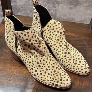Women's Tan and Black Polka Dot Shoes